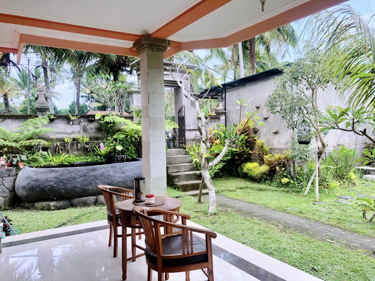 Gusti Rai House Hotel Ubud  Exterior photo